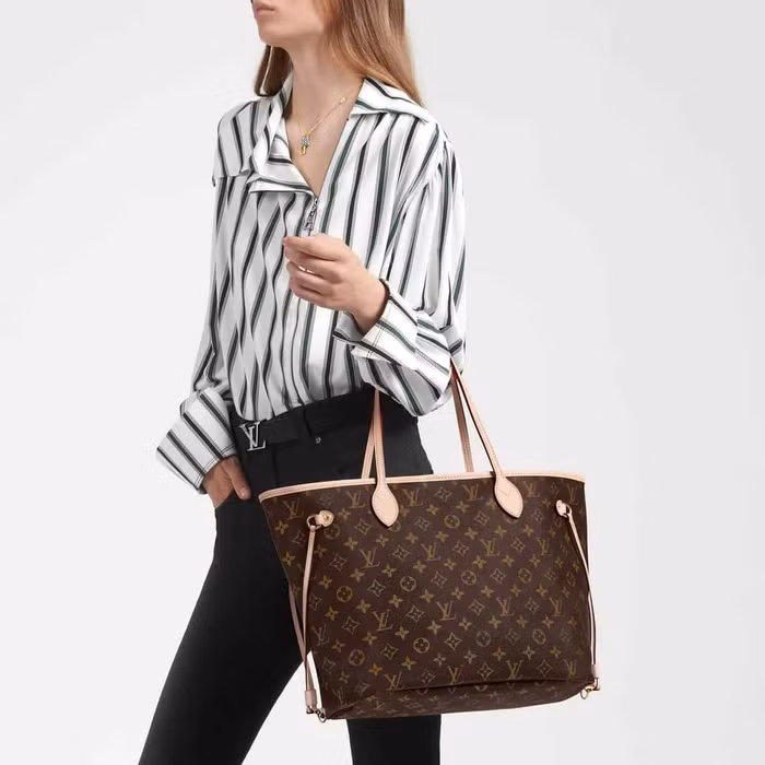 Bí quyết chọn túi Tote phù hợp cho phụ nữ sành điệu ảnh 13