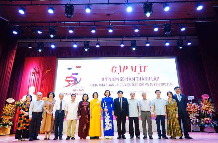 Kỷ niệm 55 năm thành lập Khoa Xuất bản – Học viện Báo chí và tuyên truyền (1967 - 2022)
