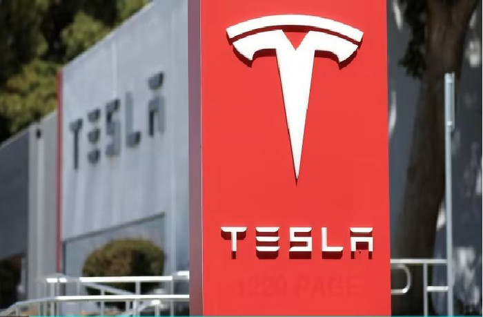 Tesla - Elon Musk thực hiện chính sách mới làm nhân viên gặp khó khăn