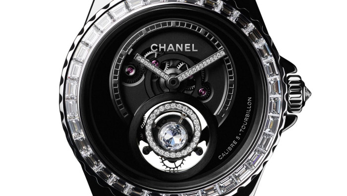 Chiếc đồng hồ Chanel - J12 Diamond Tourbillon Calibre 5 vẻ đẹp thẩm mỹ