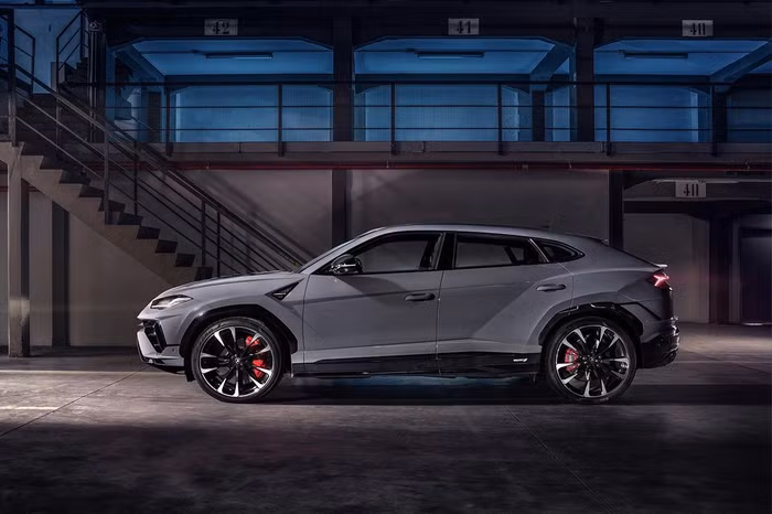 Lamborghini Urus S