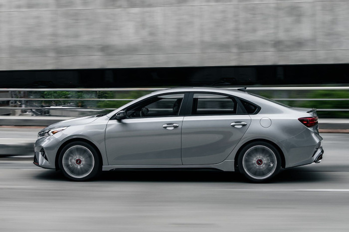 Kia Forte 2023 được nâng cấp nhẹ về trang bị công nghệ và an toàn ảnh 4