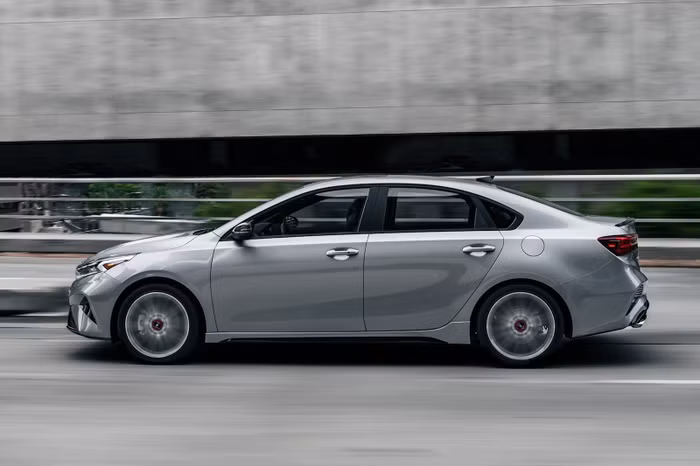 Kia Forte 2023 được nâng cấp nhẹ về trang bị công nghệ và an toàn ảnh 4