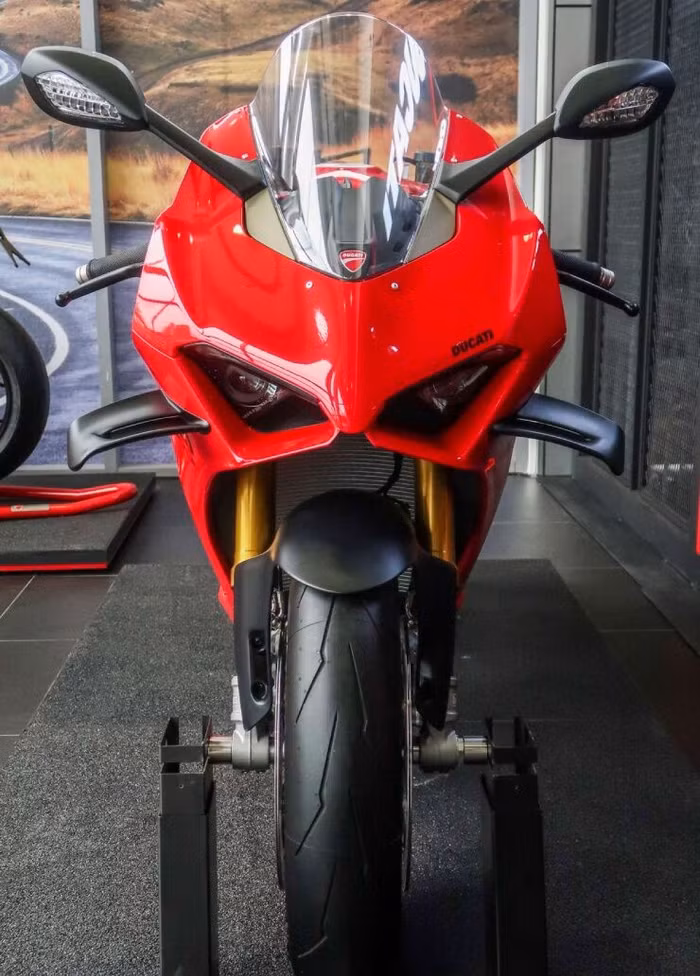 Ducati Panigale V4 trình làng tại Malaysia, giá hơn 762 triệu đồng ảnh 1 Ducati Panigale V4 trình làng tại Malaysia, giá hơn 762 triệu đồng ảnh 1
