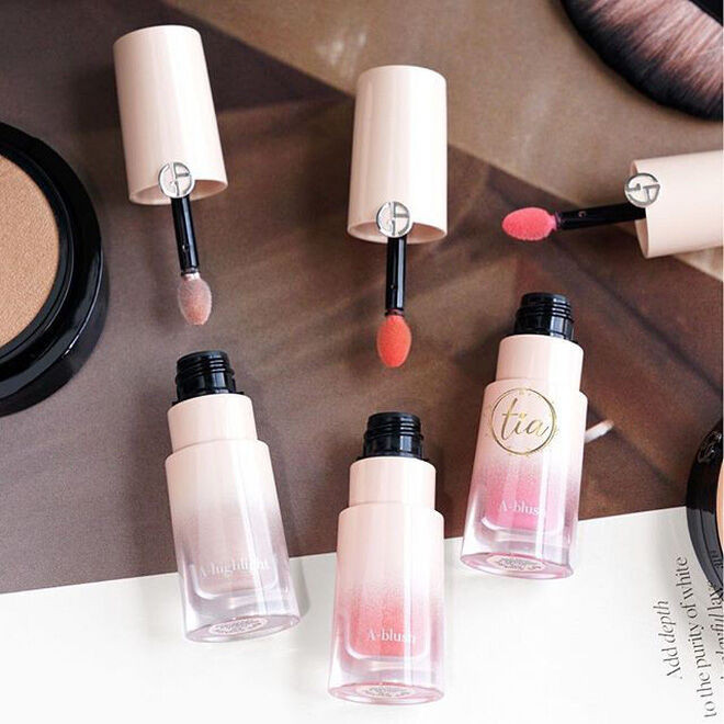 Mốt bây giờ là phải xài má hồng dạng kem và đây là 4 sản phẩm đang được tín đồ làm đẹp mê mẩn nhất - Ảnh 5.