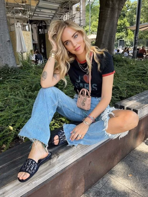 Hàng loạt các nàng thơ Dior “check-in” cùng Dior Micro Bag-3