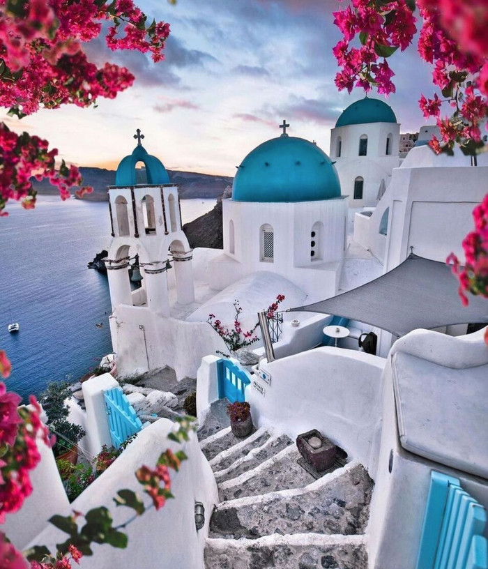 Santorini - Hòn đảo đẹp như thiên đường mà nhất định phải đến một lần ảnh 5 Santorini - Hòn đảo đẹp như thiên đường mà nhất định phải đến một lần ảnh 5