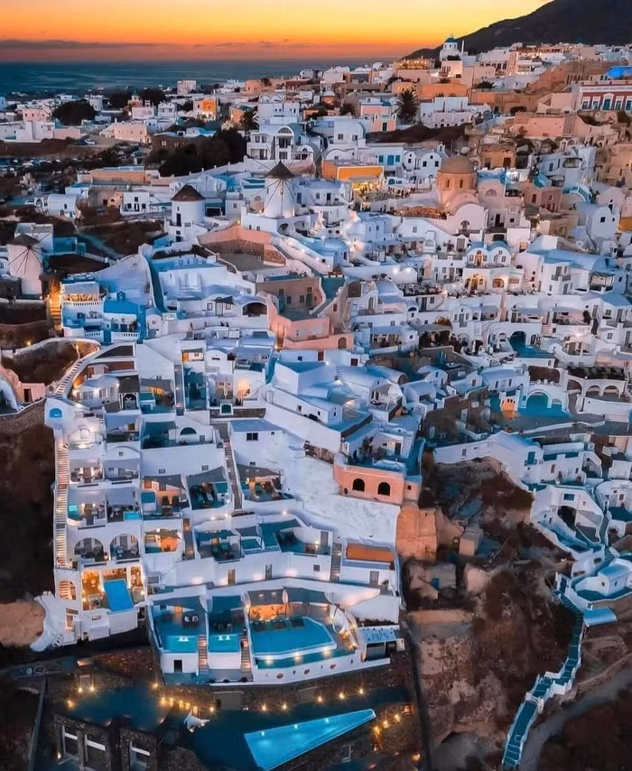 Santorini - Hòn đảo đẹp như thiên đường mà nhất định phải đến một lần ảnh 6