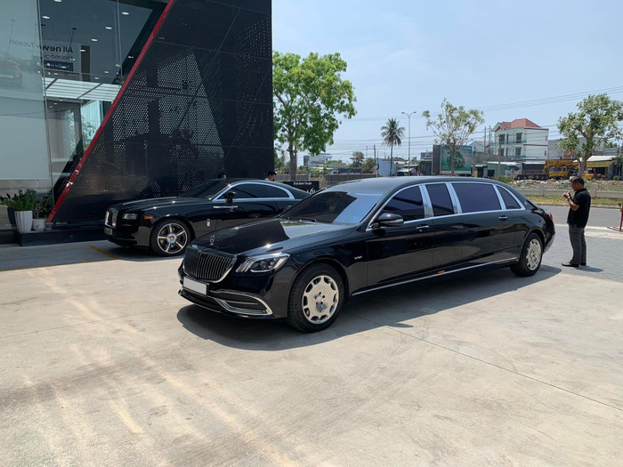 Mercedes-Maybach S 650 Pullman của ông chủ tập đoàn Novaland lộ diện