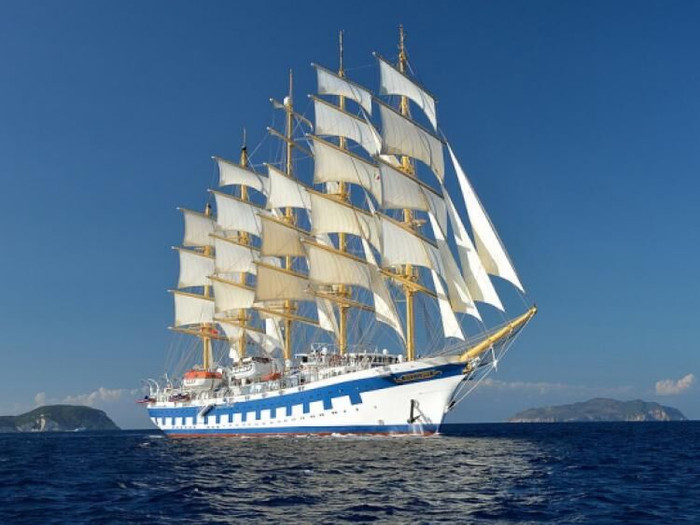 Du lịch trên thuyền buồm lớn nhất thế giới Golden Horizon