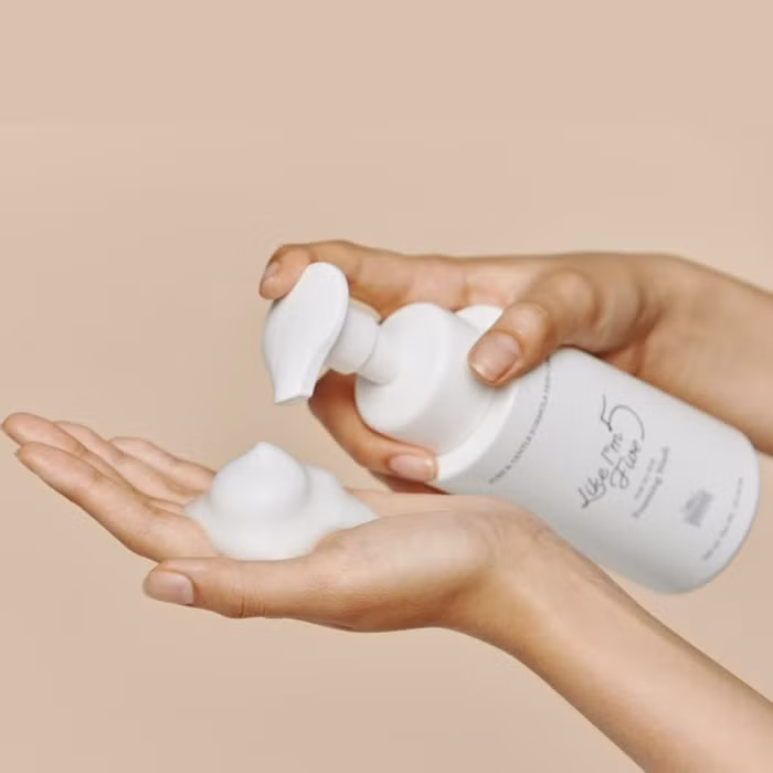 Đa tài như huyền thoại sắc đẹp Kpop Eugene: Ca sĩ, diễn viên và còn là nhà sáng lập của một thương hiệu nổi danh xứ kim chi - Ảnh 8.