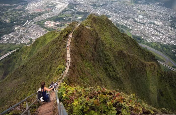 Nấc thang lên thiên đường ở Hawaii sẽ bị dỡ bỏ