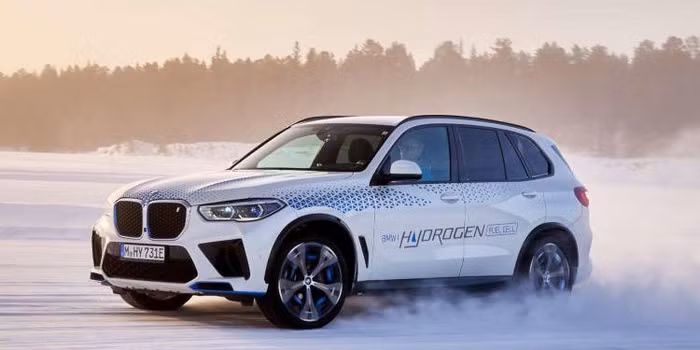 BMW và Toyota hợp tác sản xuất xe chạy pin nhiên liệu ảnh 2