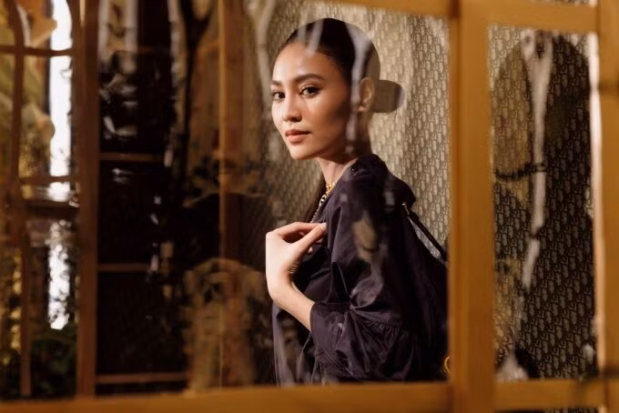 Lan Ngọc tại showroom Dior 
