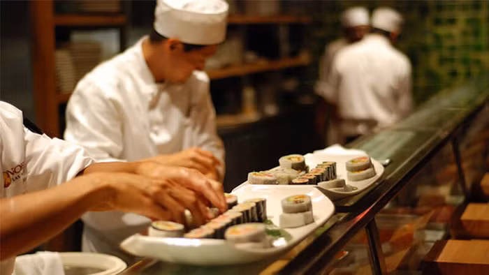 Thưởng thức bữa ăn từ người có chuyên môn