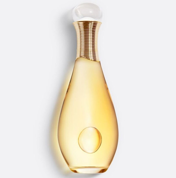 Sức quyến rũ mạnh mẽ từ tinh dầu nước hoa làm bao nàng say đắm ảnh 6 Sức quyến rũ mạnh mẽ từ tinh dầu nước hoa làm bao nàng say đắm ảnh 6