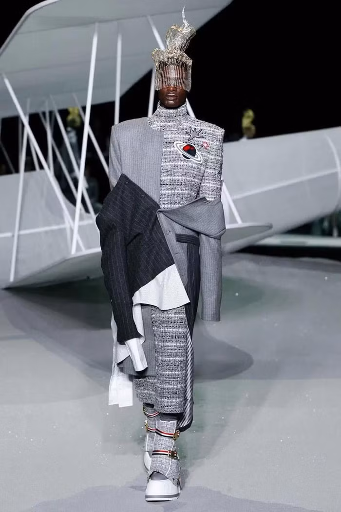 BST Thom Browne Thu Đông 23