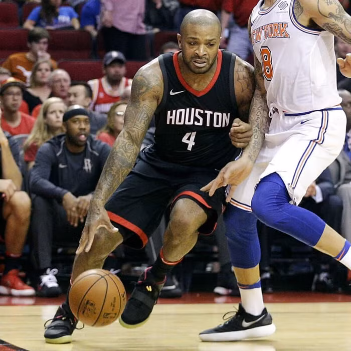 PJ Tucker - “Ông vua sneaker” trong giới NBA - P2