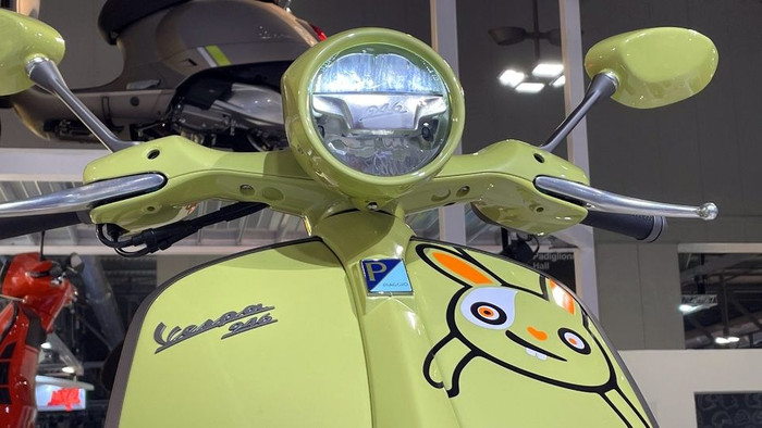 Vespa 946 10° Anniversario
