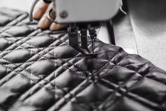 Dior Caro - Chiếc túi của quý cô hiện đại-4