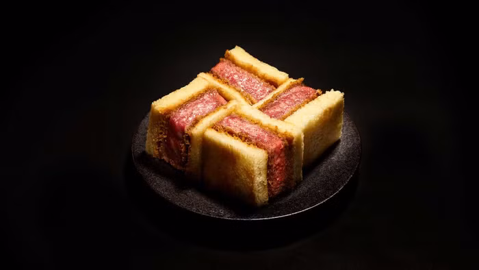 Nhà hàng WagyuMafia và món sandwich bò Wagyu trứ danh toàn thế giới