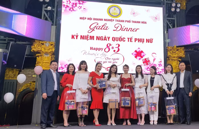 Hiệp hội doanh nghiệp Thành phố Thanh Hoá kỷ niệm ngày Quốc tế Phụ nữ 8/3 ảnh 3