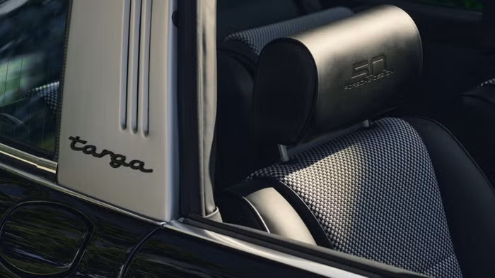 911 Edition phiên bản kỷ niệm 50 năm thành lập Porsche Design ảnh 8