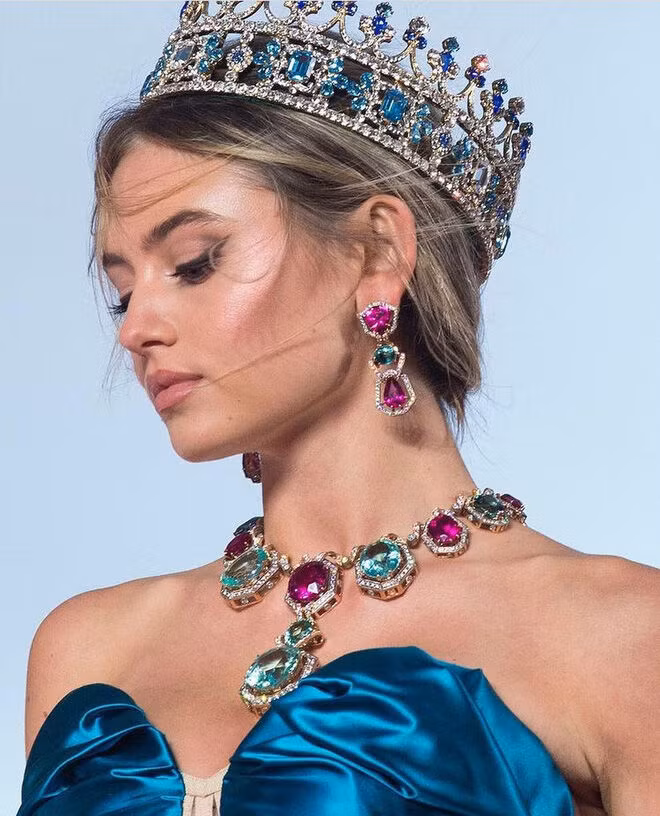 Cô con gái châu báu 16 tuổi đã lên bìa Vogue của siêu mẫu Heidi Klum ảnh 4