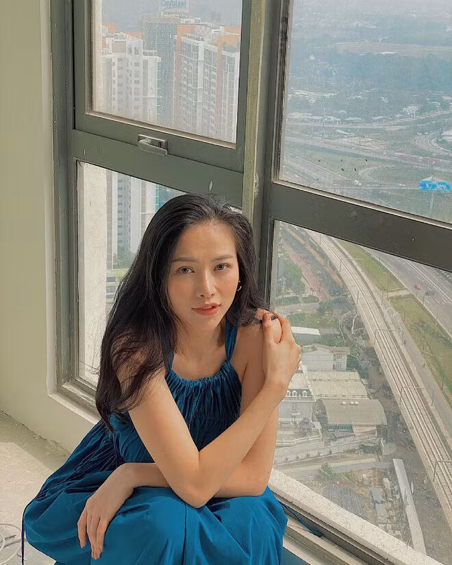 Mặc đẹp như Hoa hậu: HH Phương Khánh có 1001 kiểu váy áo bánh bèo, diện vào vừa sang, vừa sexy khó tả ảnh 12