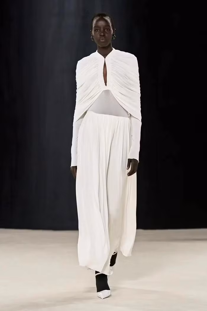 BST Ferragamo Thu Đông 2023