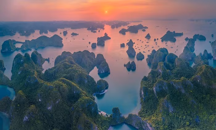 Báo Mỹ gọi vịnh Hạ Long là 'thánh địa du lịch châu Á'