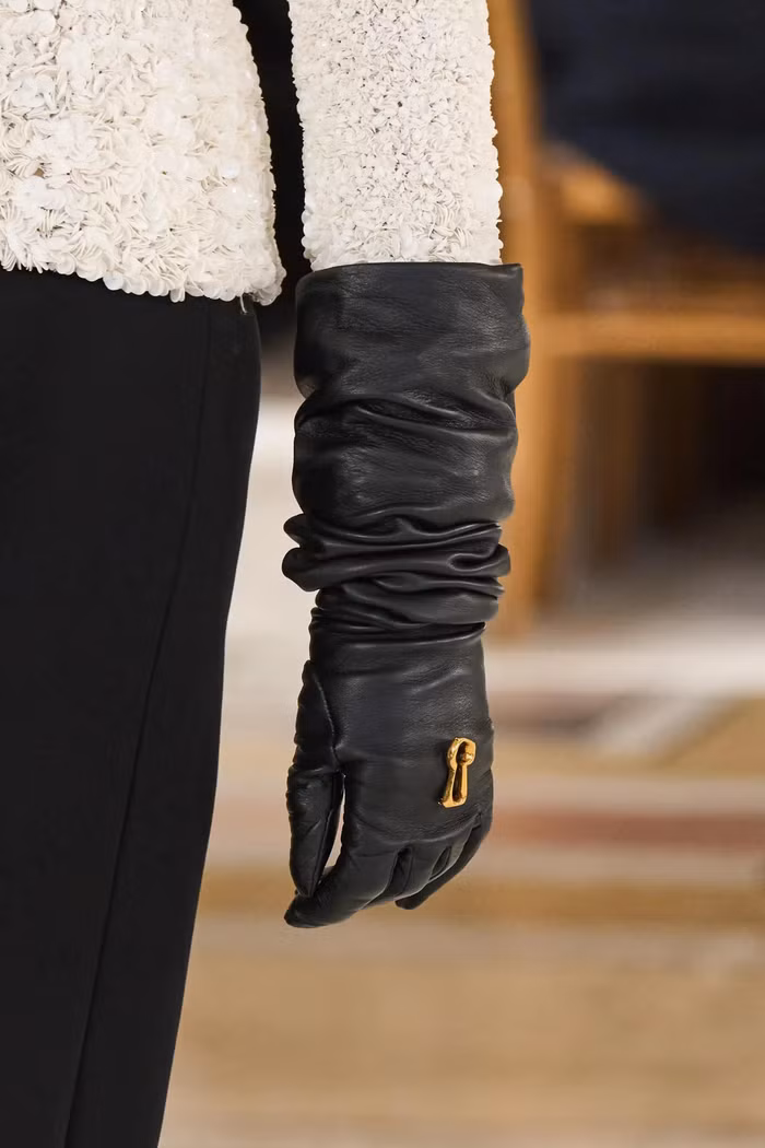 Schiaparelli Haute Couture 23