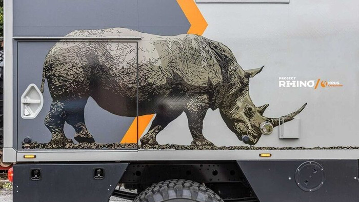 Biến xe tải Mercedes-Benz thành Motorhome Project Rhino sang trọng ảnh 2