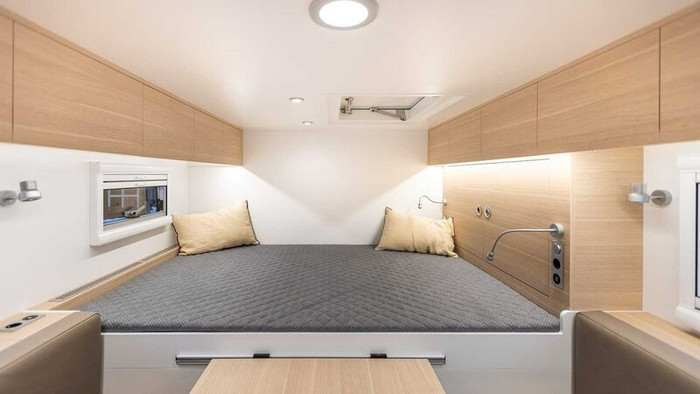 Biến xe tải Mercedes-Benz thành Motorhome Project Rhino sang trọng ảnh 6