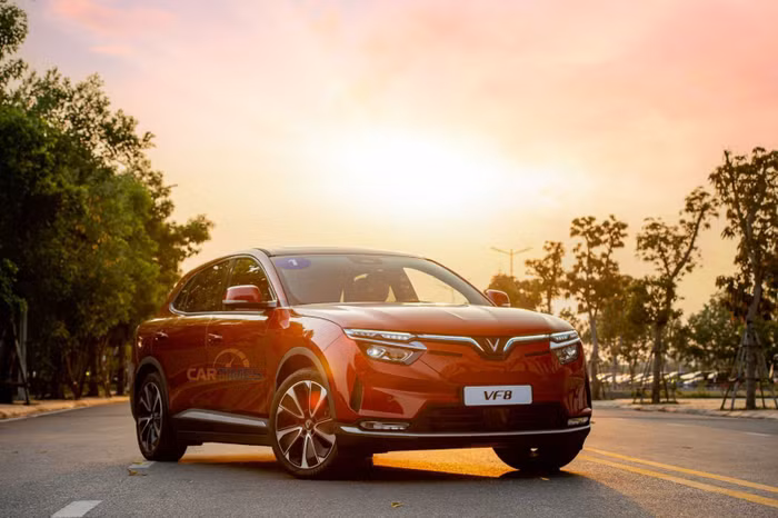 Xe điện VinFast VF 8
