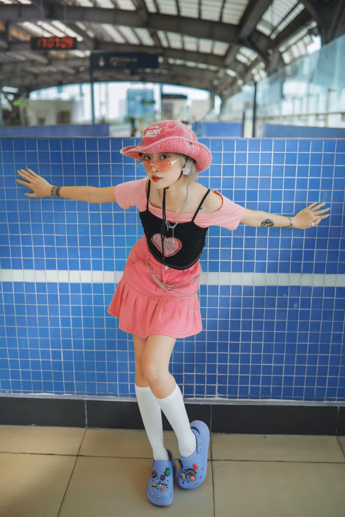 BST Crocs Classic tiếp tục “khuấy đảo” giới mộ điệu ảnh 1