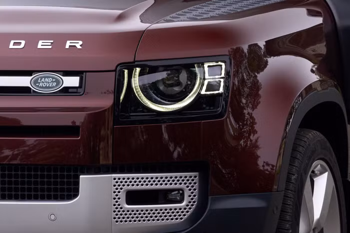 SUV Land Rover Defender 130