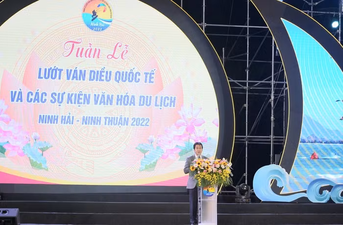 Ninh Thuận: Khai mạc “Tuần lễ Lướt ván diều Quốc tế và các sự kiện Văn hoá Du lịch" ảnh 4