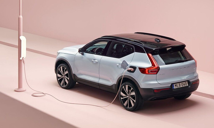 Volvo XC40 2022 ra mắt với 8 phiên bản động cơ tùy chọn ảnh 2