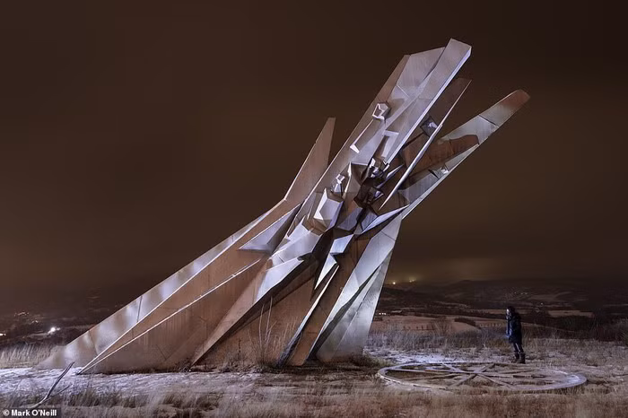 Đài tưởng niệm người lính sa ngã, Serbia