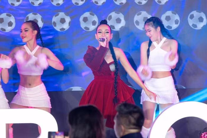 chiến dịch Hublot Loves Football