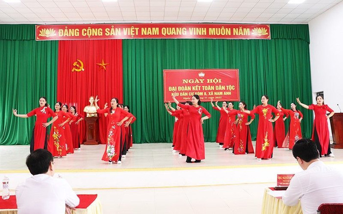 Chủ tịch UBND tỉnh Nghệ An dự ngày hội Đại đoàn kết tại Nam Đàn ảnh 3 Chủ tịch UBND tỉnh Nghệ An dự ngày hội Đại đoàn kết tại huyện Nam Đàn