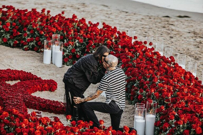 kourtney kardashian travis baker