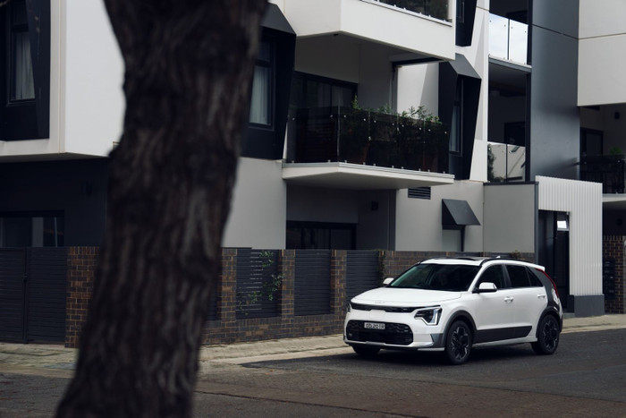 Kia Niro 2023 - Mẫu SUV cỡ nhỏ vừa chính thức chốt giá từ 30.258 USD ảnh 4