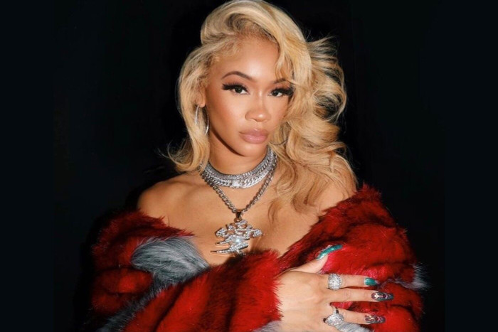 Cùng với Lisa, nữ rapper Saweetie trở thành gương mặt đại diện toàn cầu của MAC Cosmetics