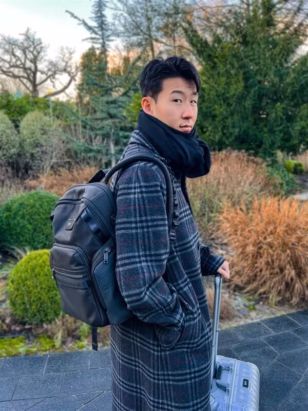 TUMI chiếc dịch Unpack Tomorrow
