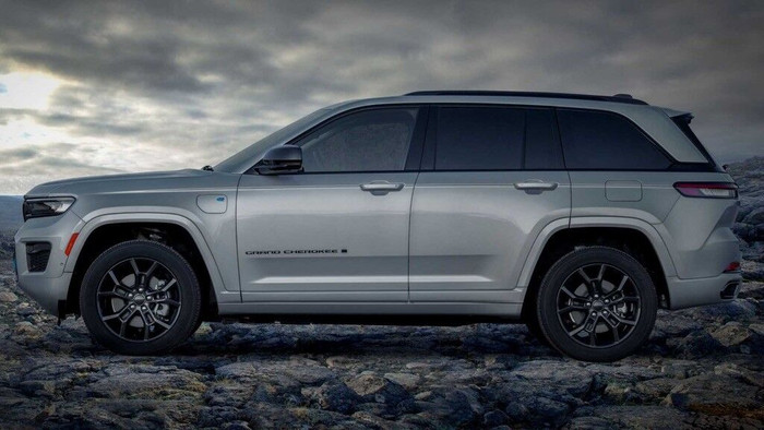 Jeep Grand Cherokee thêm phiên bản đặc biệt 30th Anniversary Edition ảnh 4