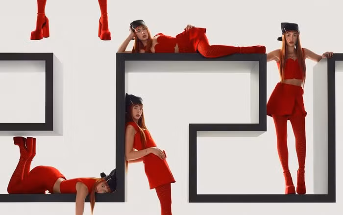 Dua Lipa trở thành gương mặt đại diện mới của Versace