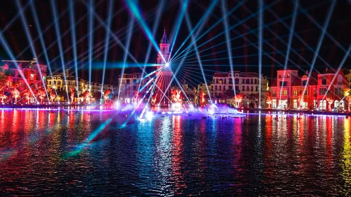 Creamfields Vietnam 2022 đêm nhạc EDM