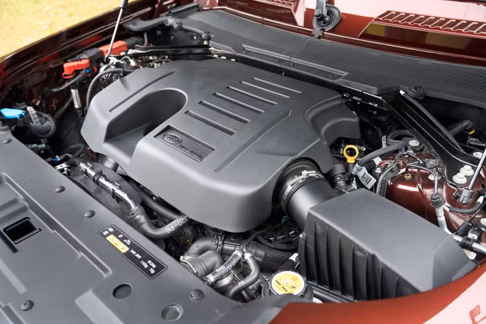 SUV Land Rover Defender 130